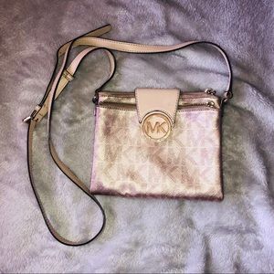 MK CROSSBODY BAG